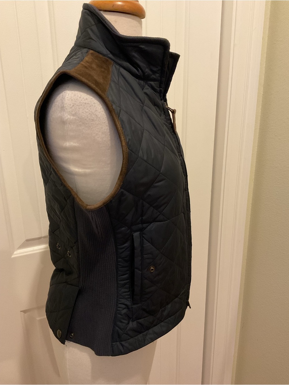 Ralph Lauren Navy Quilted Vest Size M - Picture 2 of 5